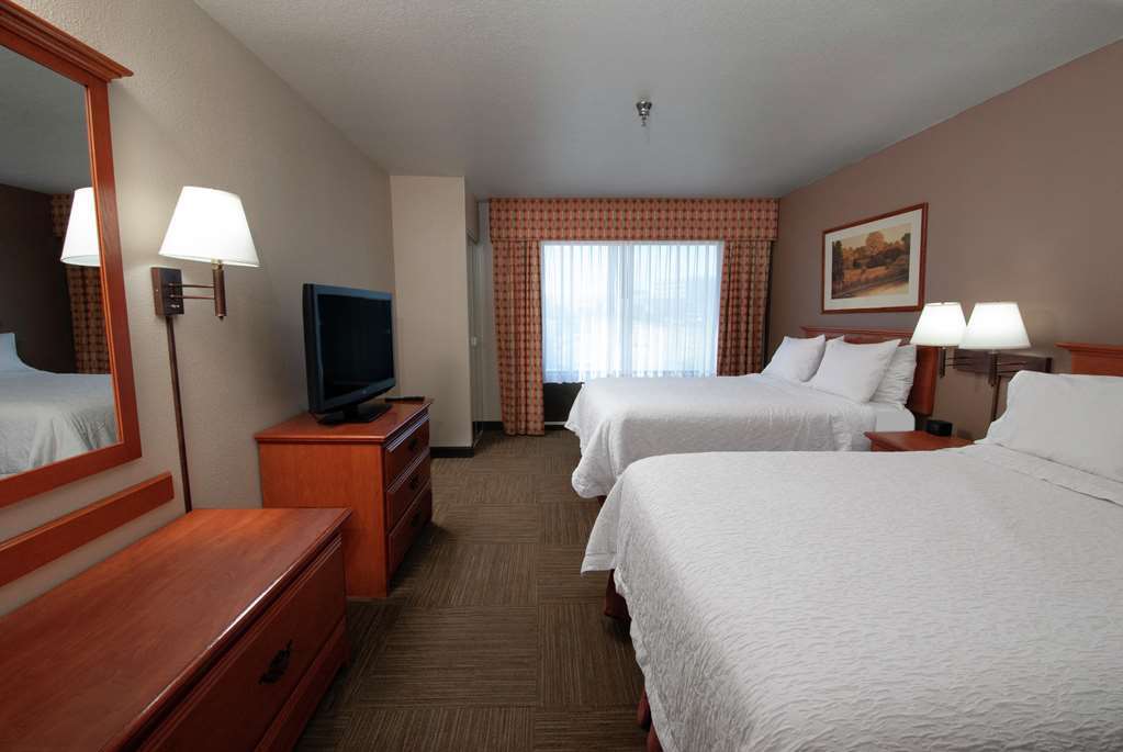 Hampton & Vegas-henderson 3*