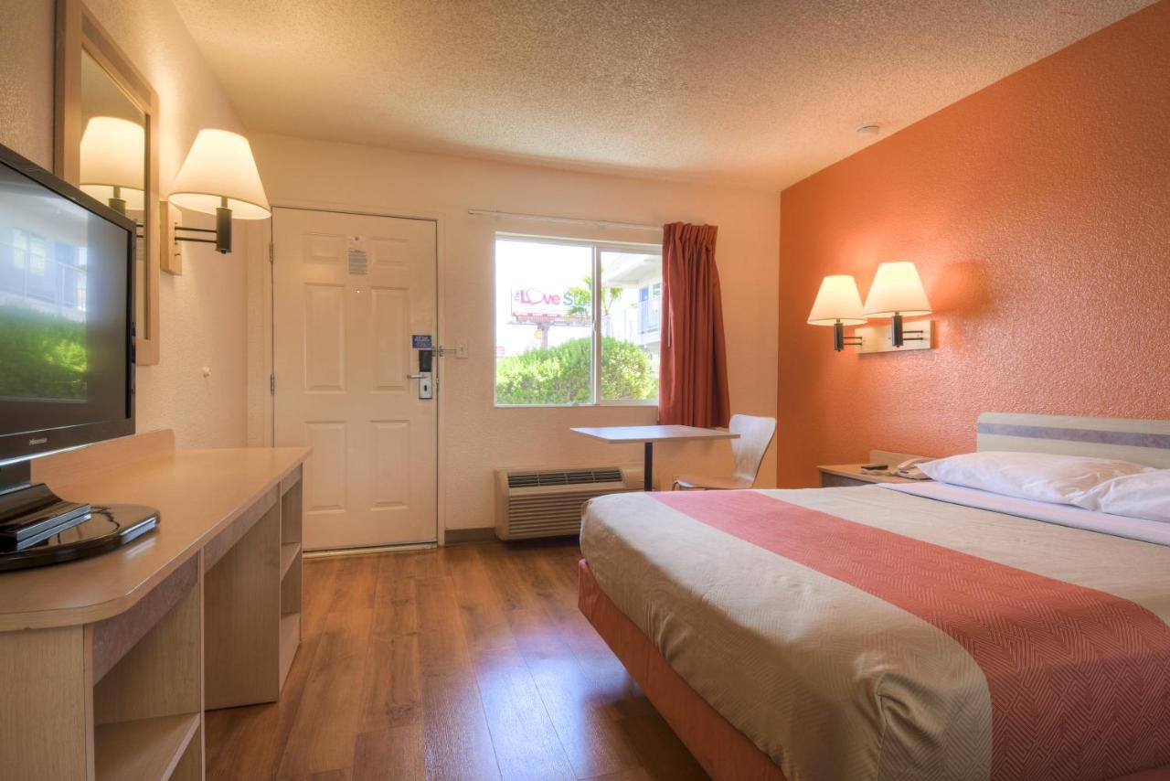 Park By Radisson, Vegas Boulder Hwy Inn 2*