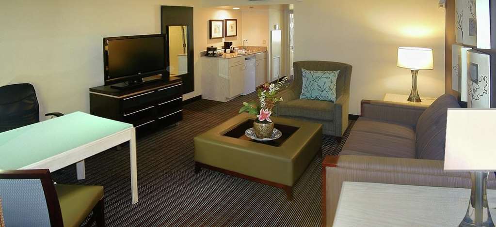 Embassy By Hilton Vegas Las Vegas