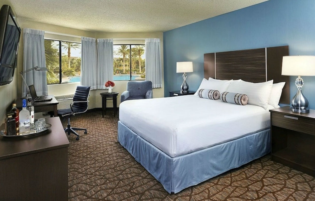 Silver Sevens & Casino Hotel 3*