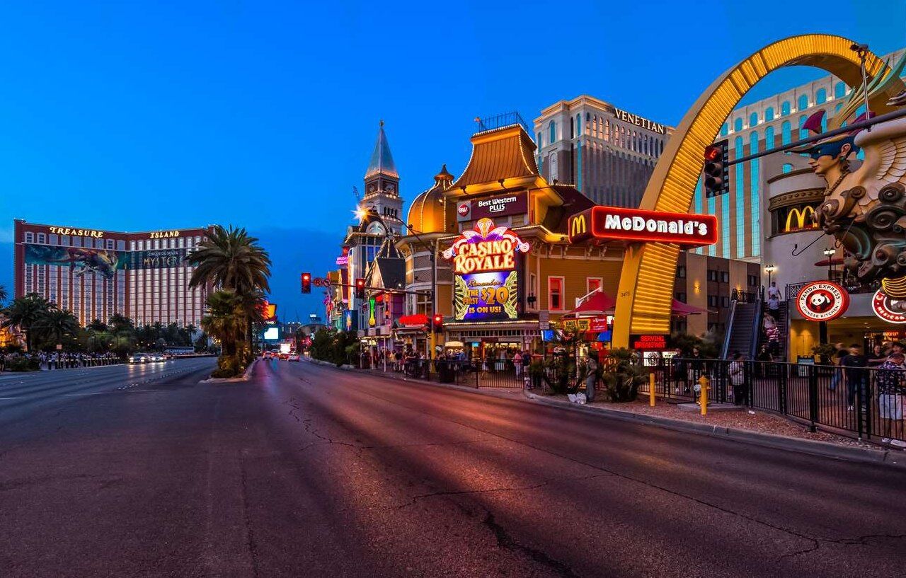 Hotel Western Casino Royale - Center Strip 3*