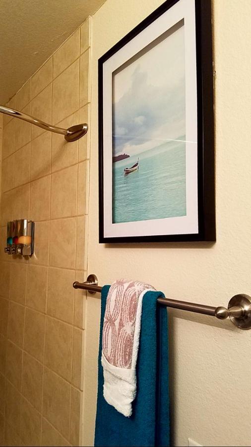 Apartment Lovely Condo! Walking Distance To The Strip With Pool And *