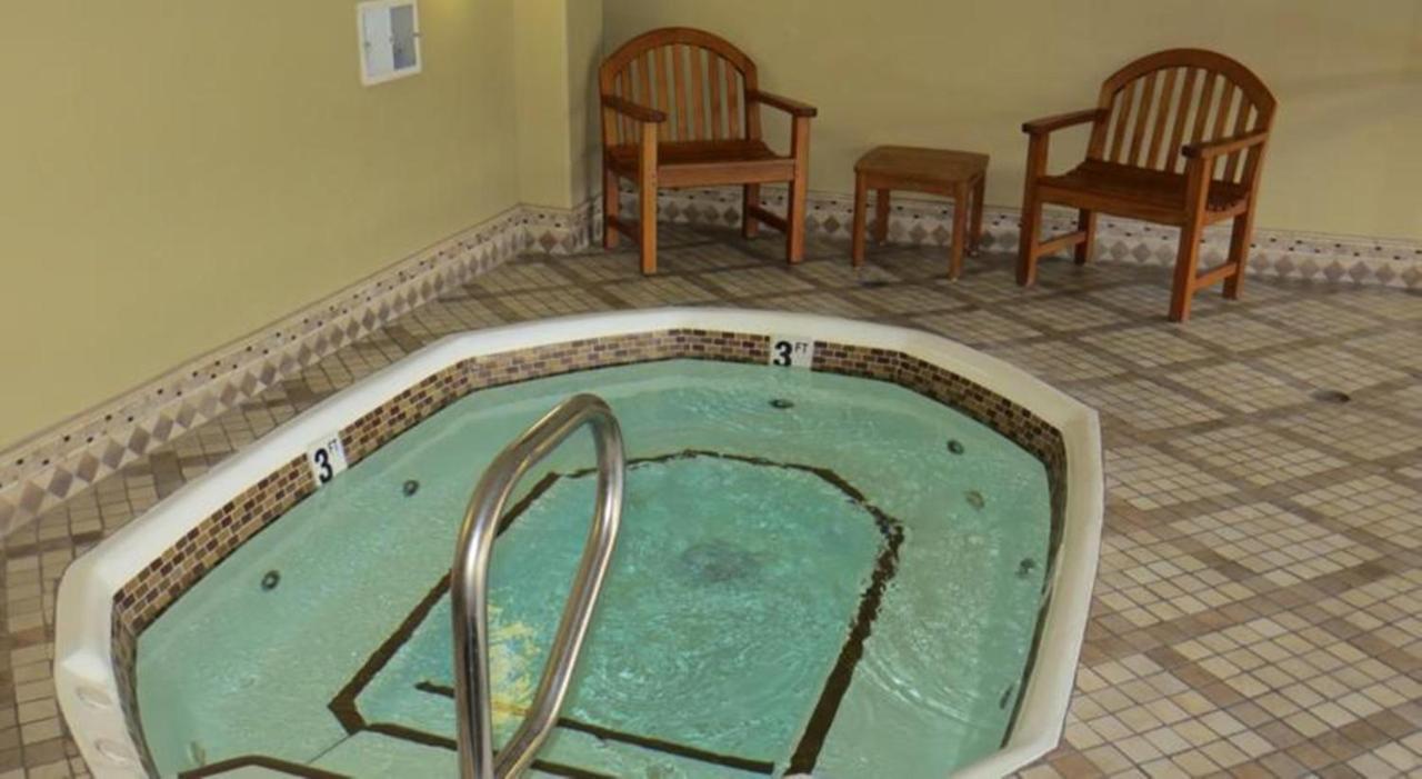 Getaways At The Jockey Club Aparthotel Las Vegas
