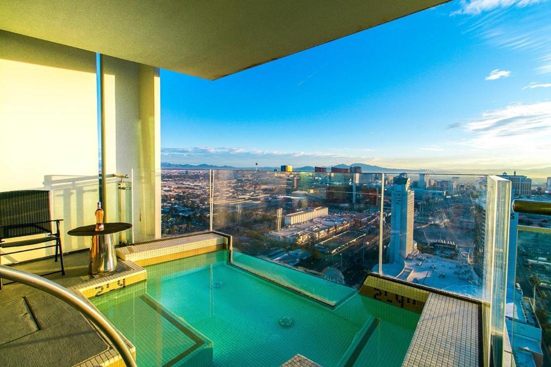 Dream Penthouse At Palms Place Apartment