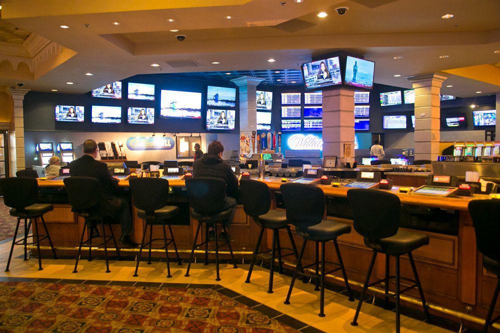 Hotel Silver Sevens & Casino 3*