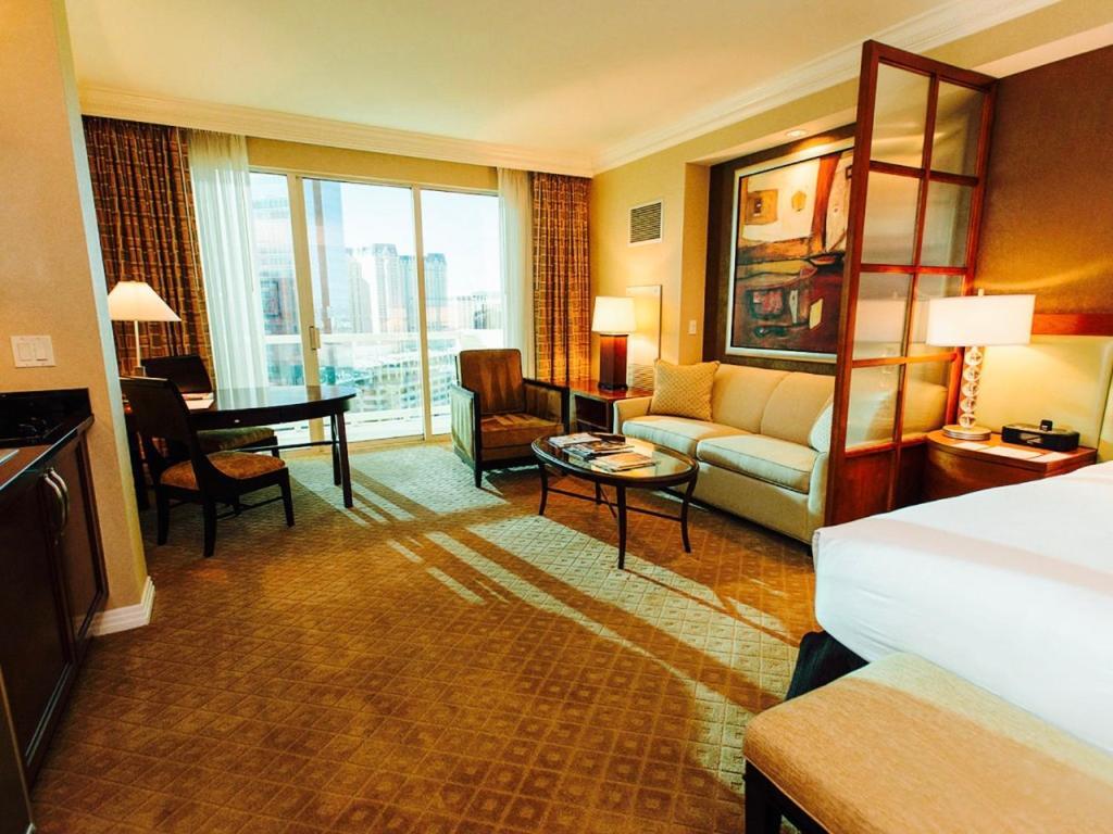 Abz Signature Aparthotel