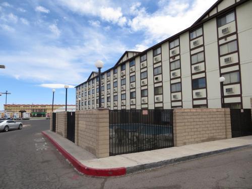 Hotel Longhorn Boulder Highway 2*