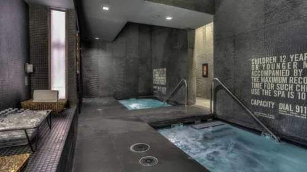 Resort The W Vegas At Mandalay Bay By Suiteness Las Vegas