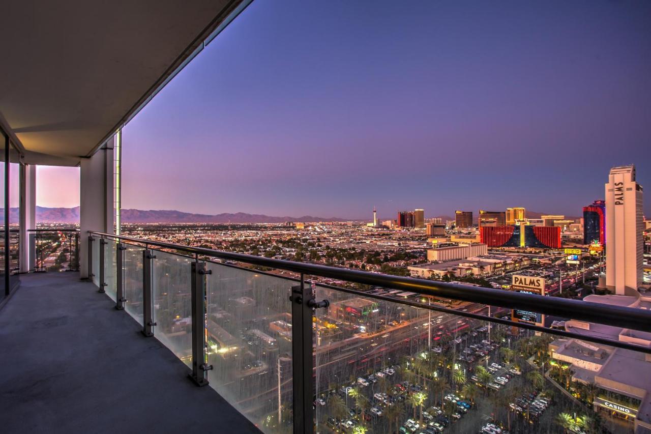 Aparthotel Palms Place With Balcony & Strip View *