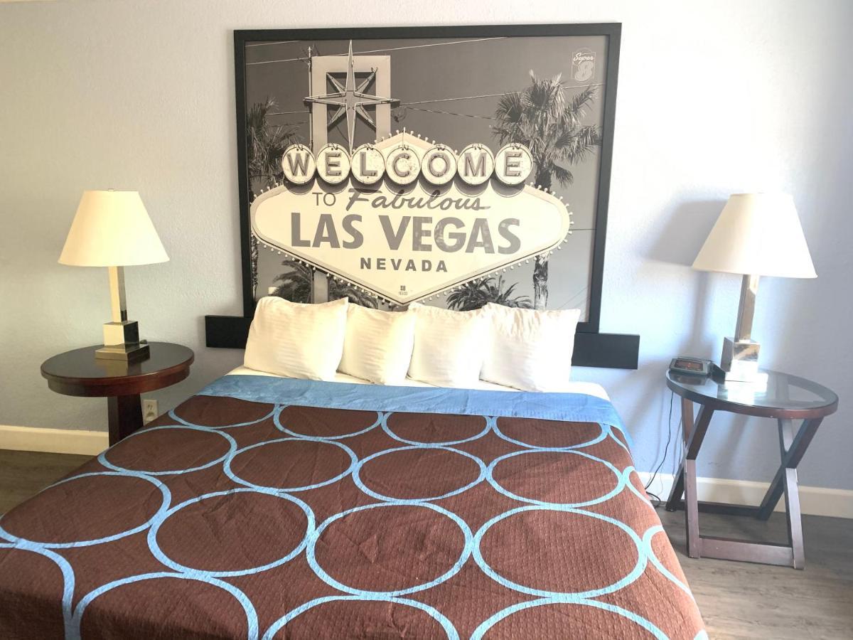 Hotel Super 8 By Wyndham Vegas North Strip/fremont St. Area 2*