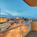 Mgm Signature-31-821 1Br2Ba F1 Strip View Balcony