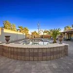 4B House With Pool And Bbq Near Airport And Strip