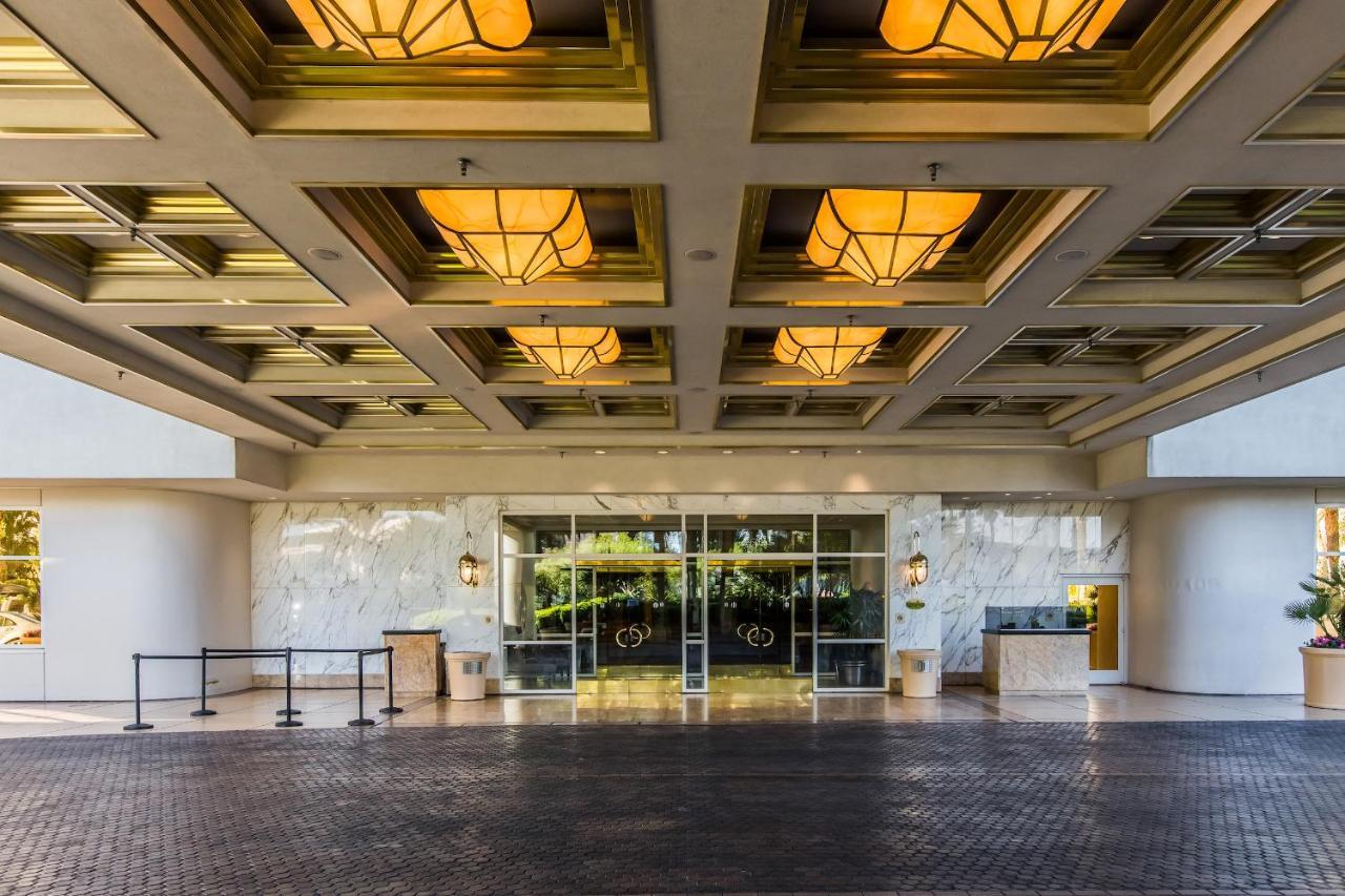 Strip View - No Fee - Free Valet - Mgm 1519 Holiday home
