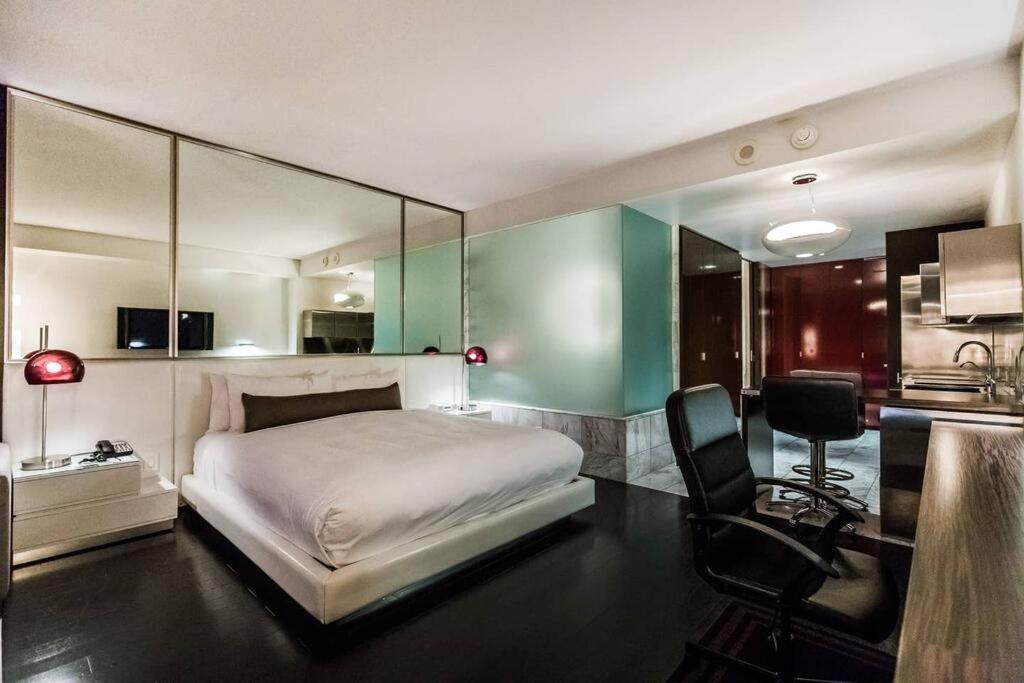 Hotel The Palms Place By Orgoto *