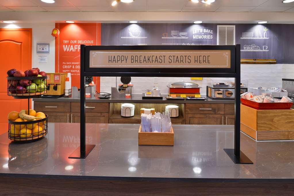 Hotel Hampton & Vegas Airport 3*