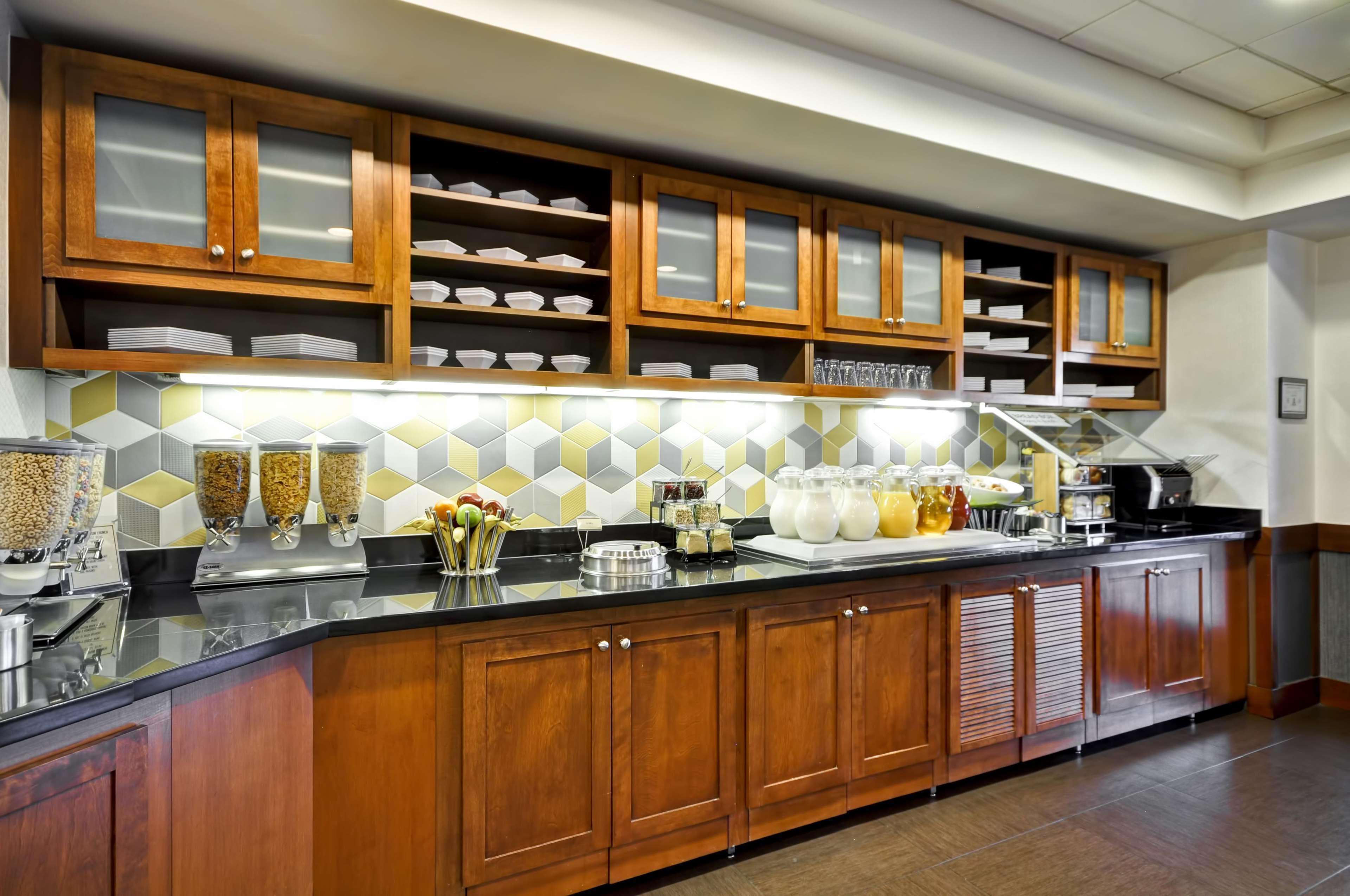 Hyatt Place Vegas 3*
