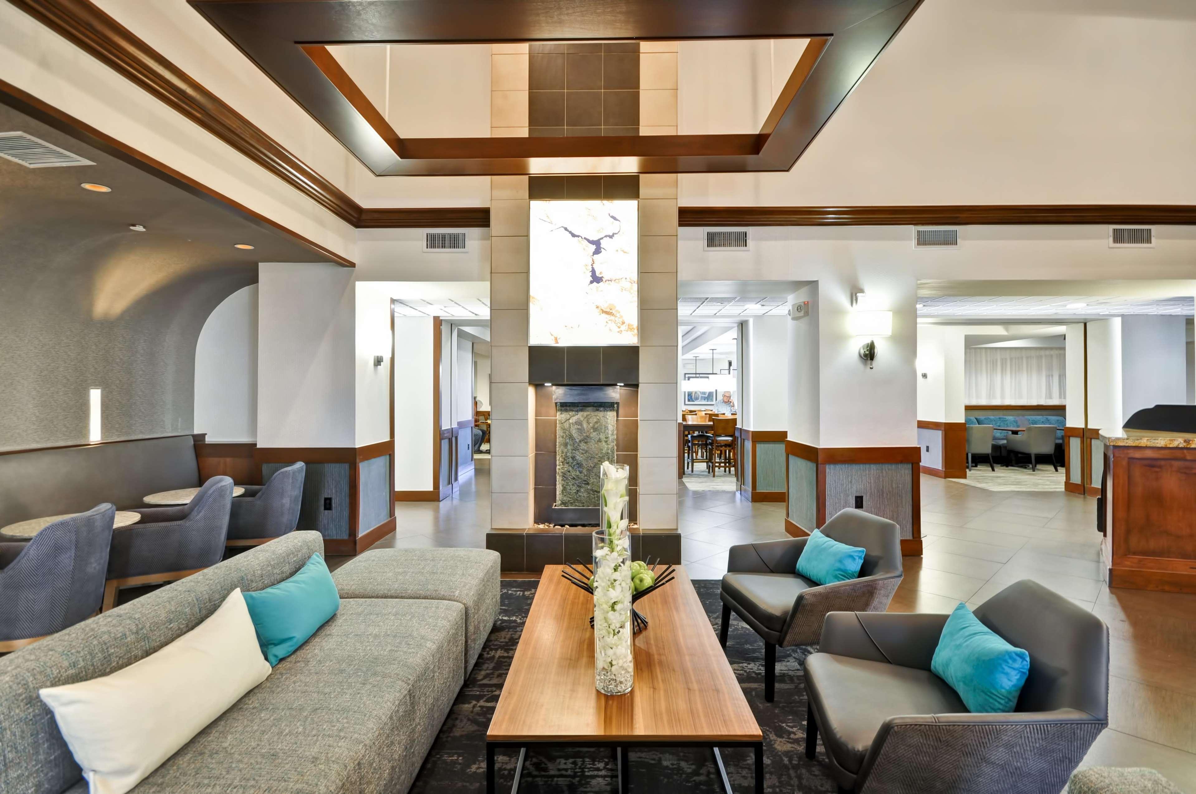 Hyatt Place Vegas 3*