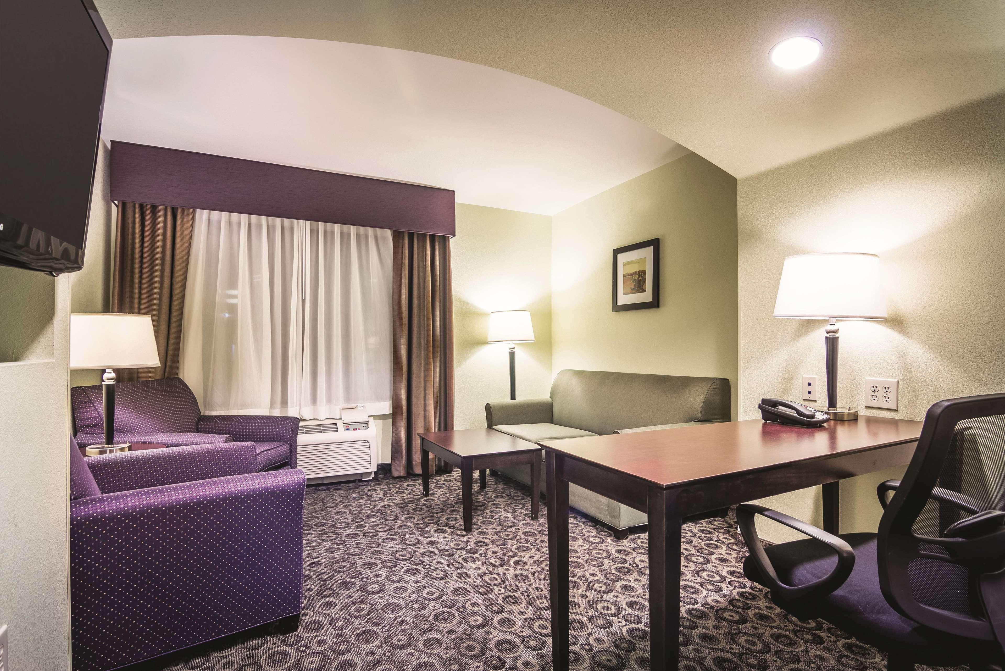 Hotel La Quinta By Wyndham Vegas Airport South 3*