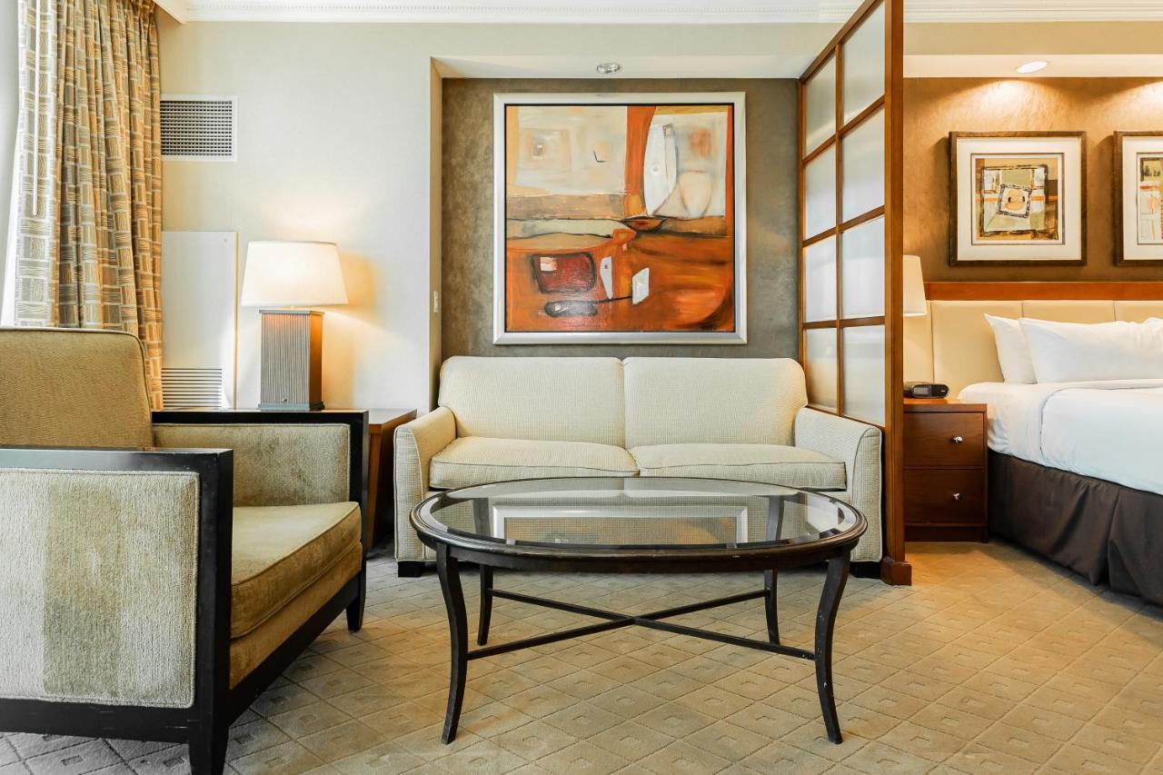 Mgm Signature, Centrally Located, Strip Views No Fee Aparthotel