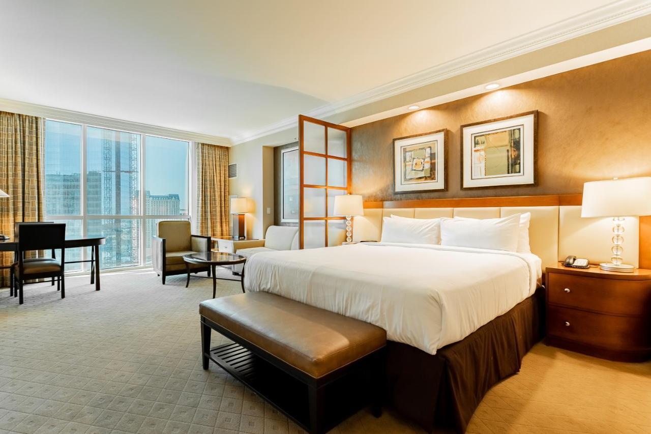 Mgm Signature, Centrally Located, Strip Views No Fee *