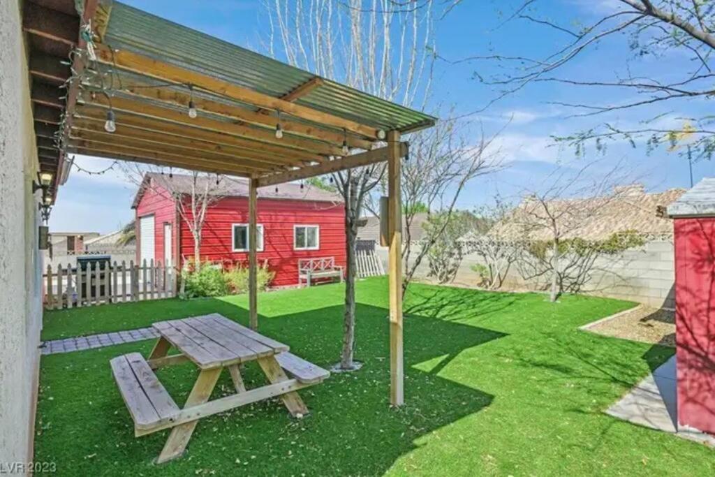 Beautiful Oasis With Rv Or Boat Parking Henderson