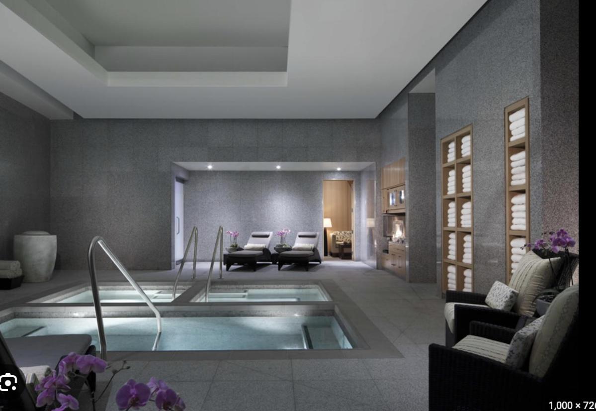 Luxe 702 Mgm Signature With Balcony Aparthotel *