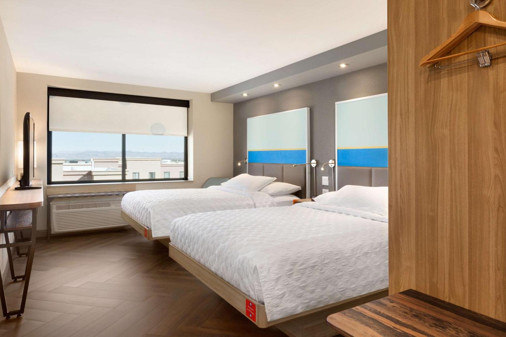 Tru By Hilton Vegas Airport Nv 3*