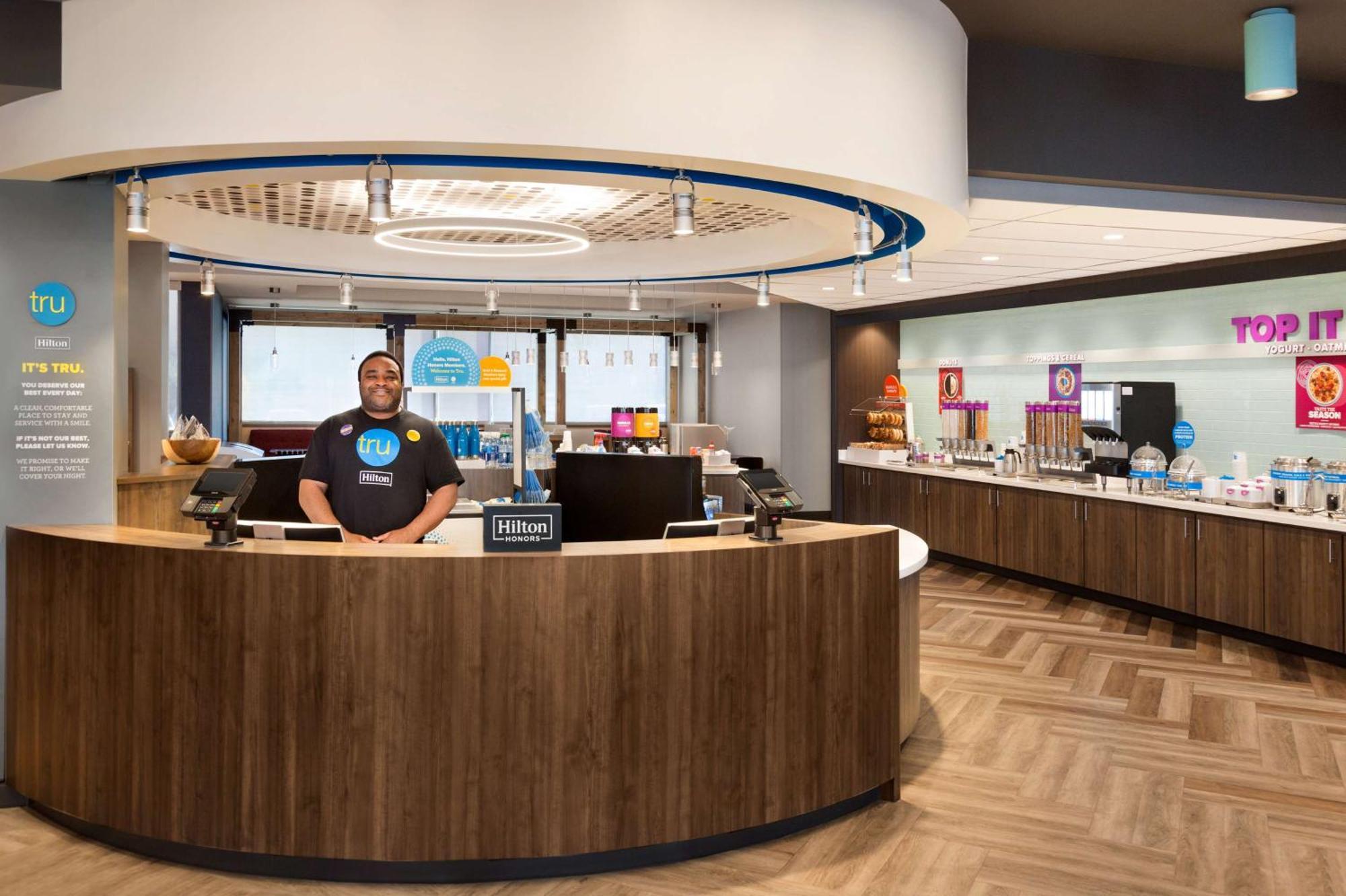 Tru By Hilton Vegas Airport Nv Hotel 3*