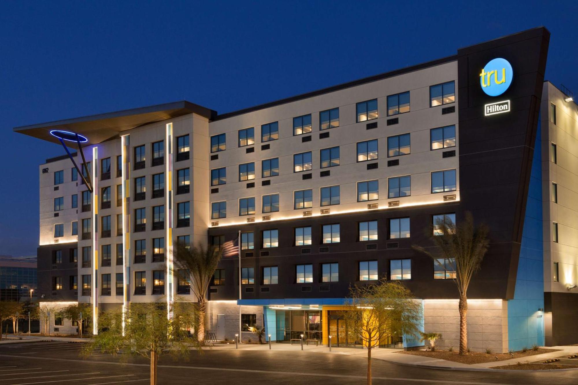 Tru By Hilton Vegas Airport Nv 3*