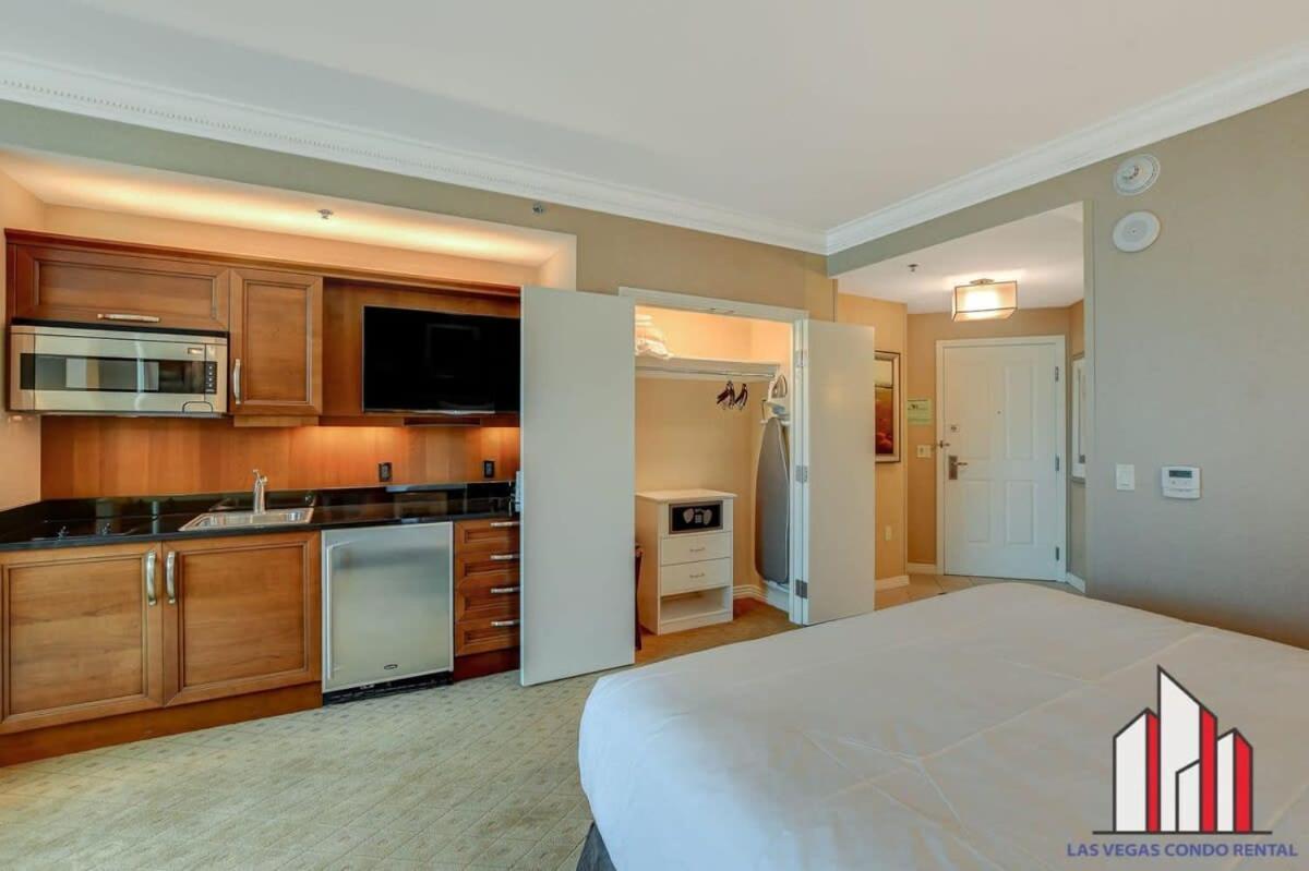Mgm Signature-24-709 Strip View Jacuzzi Holiday home Las Vegas