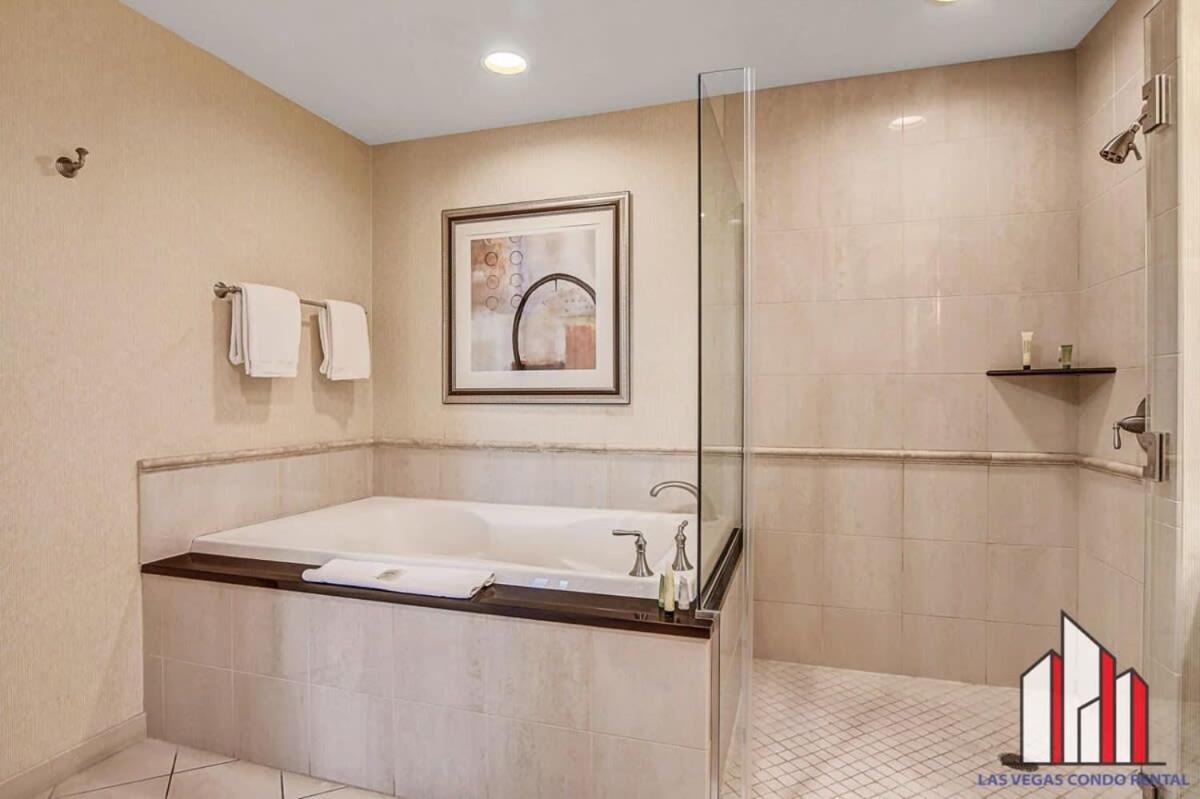 Mgm Signature-21-609 Strip View Jacuzzi Holiday home