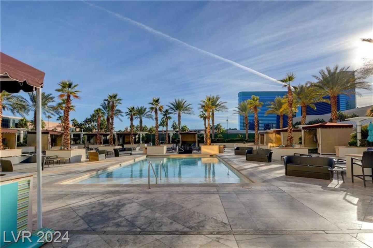 Hotel Awesome New Mgm Signature *