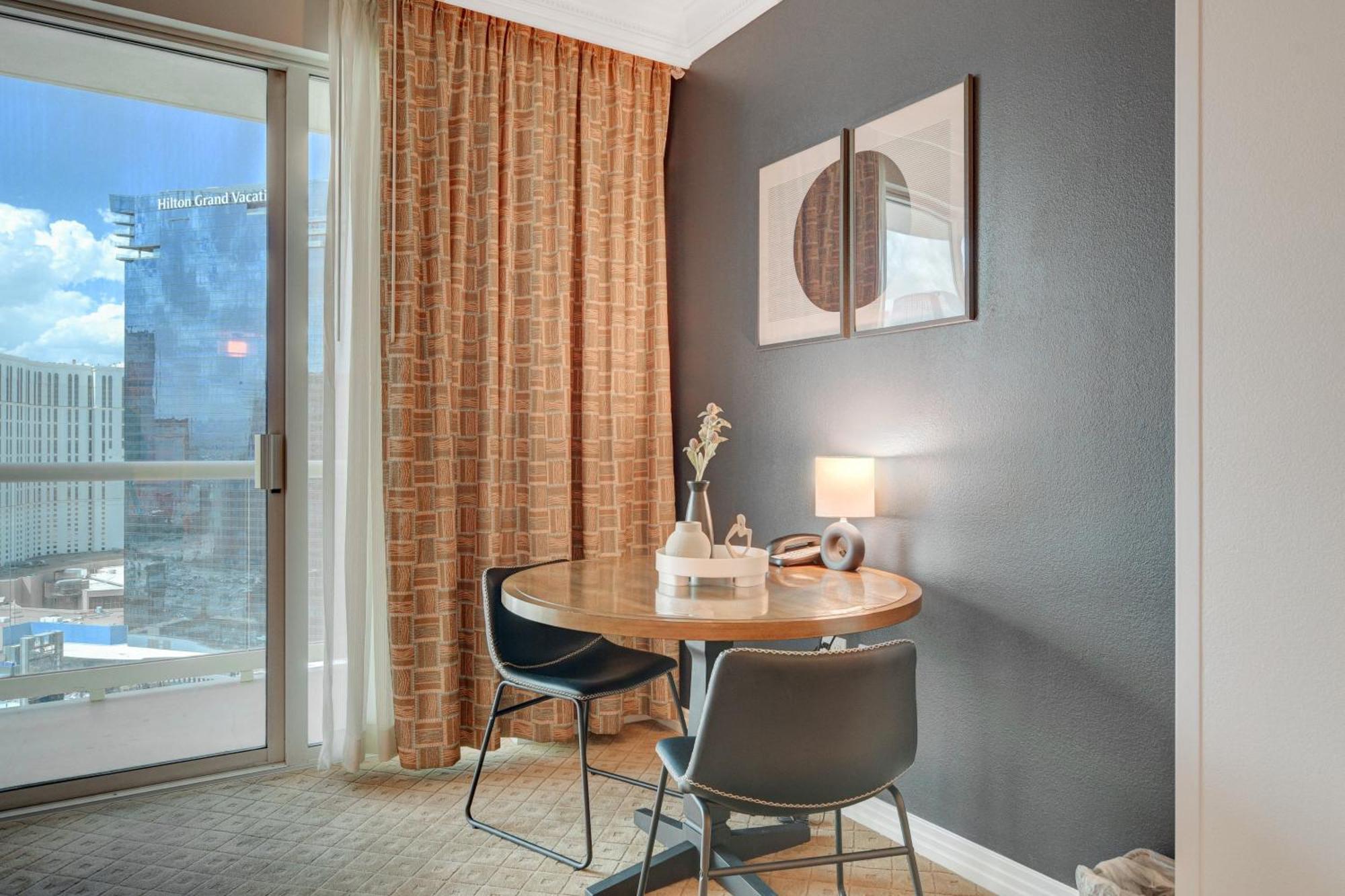 Aparthotel Premium Jr Mgm Signature Balcony Strip View *