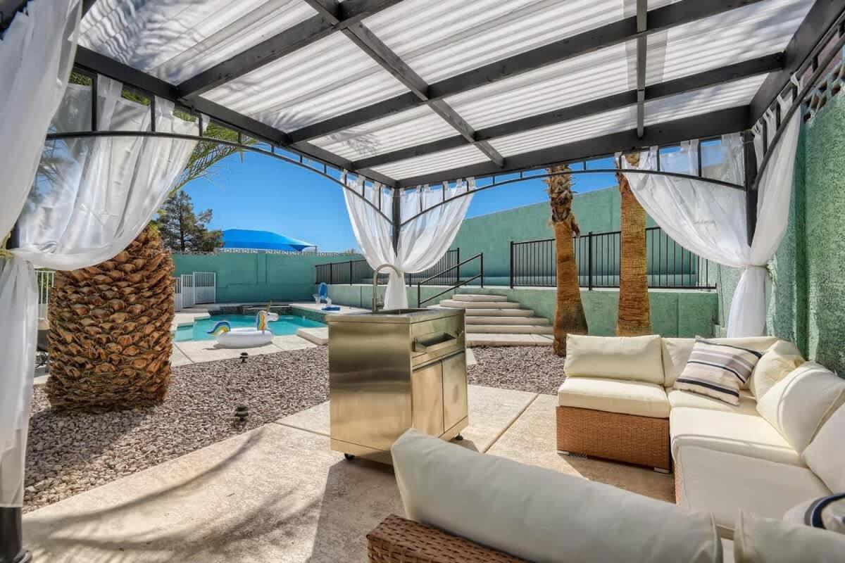 Heated Pool With & Game-room 15 Min To Strip Villa