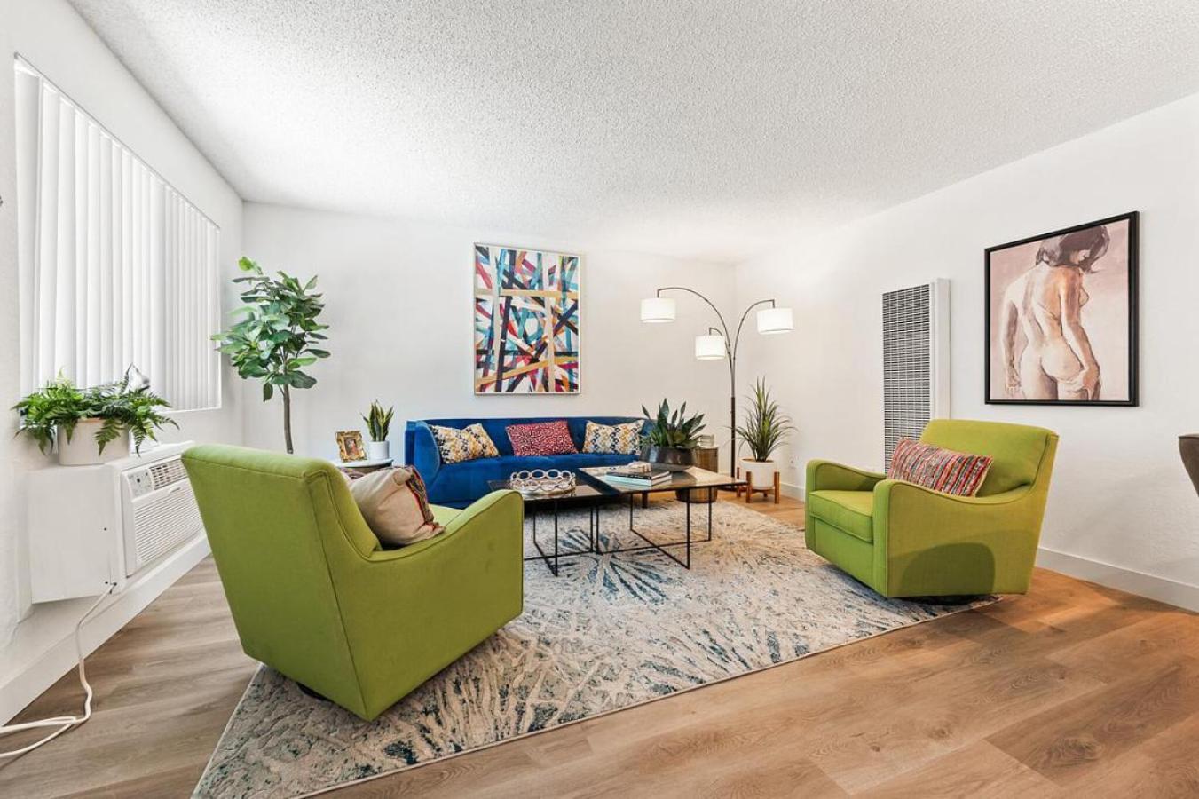 Apartment Landing At Valencia - 1 Bedroom In Paradise