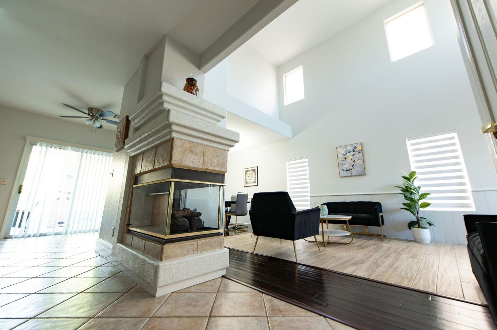 Holiday home House In Vegas With Heated Pool *