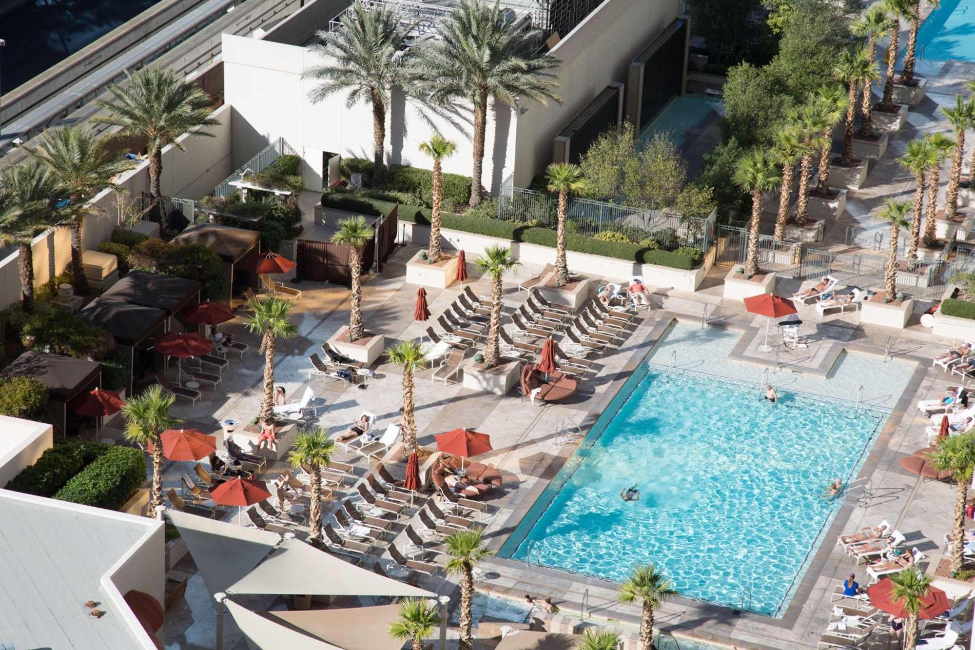 No Fee Strip View Suite+ Free Valet + Pool Las Vegas