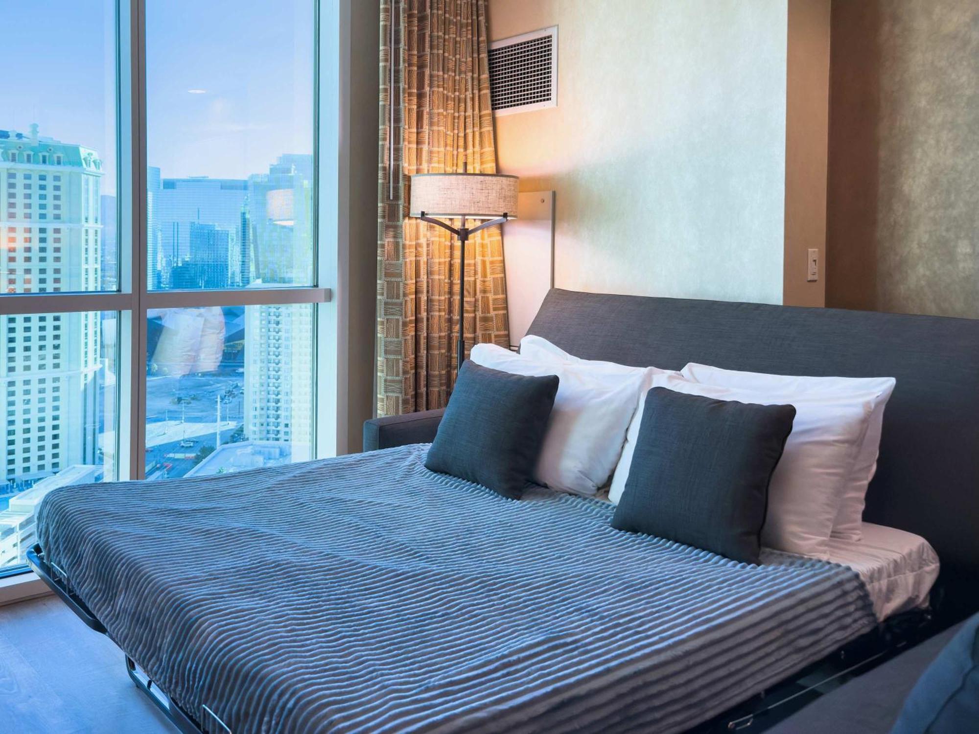 No Fee Strip View Balcony+ Free Valet+ Pool Ferienhaus