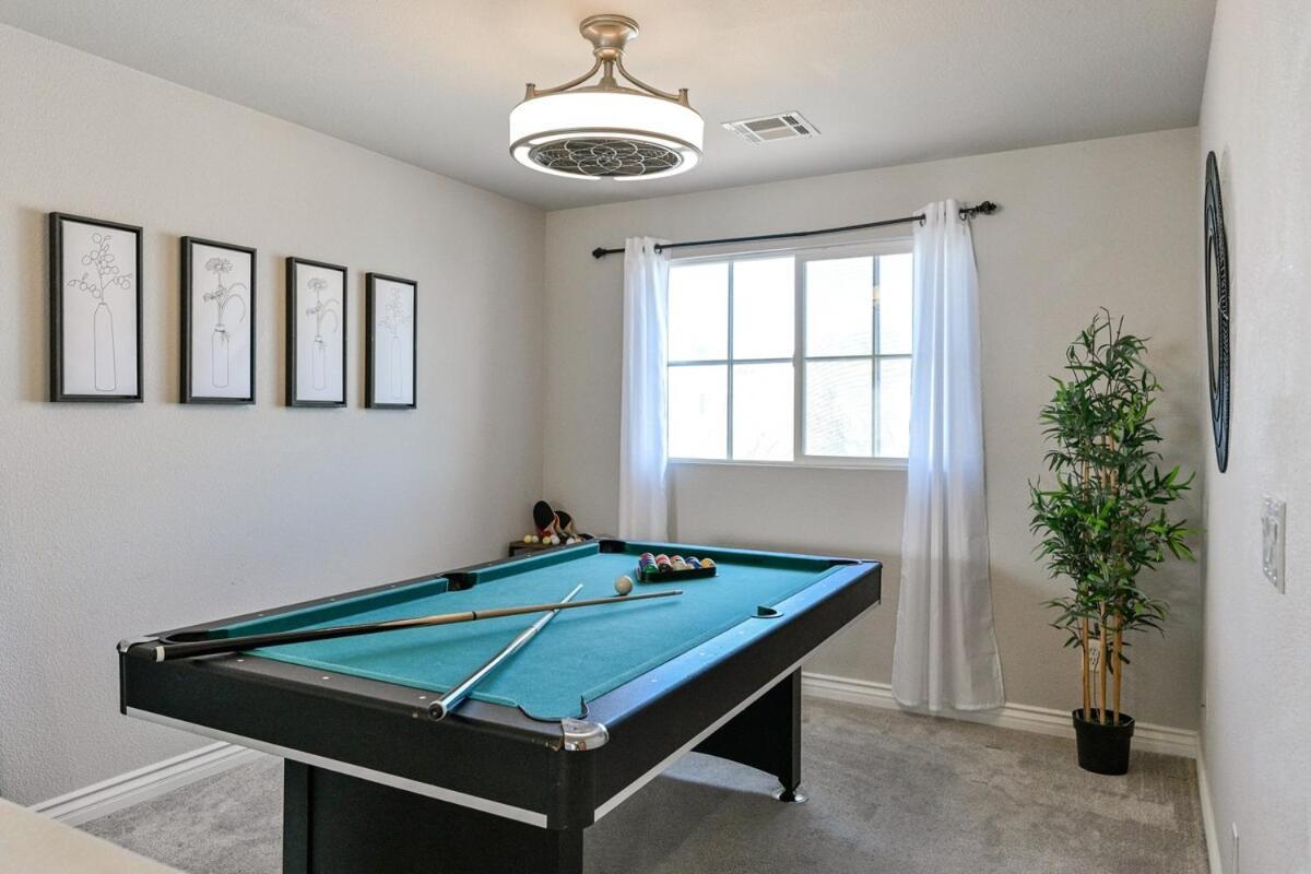 Amor- Pool, Games And Ultimate Vegas Vibes Holiday home Las Vegas