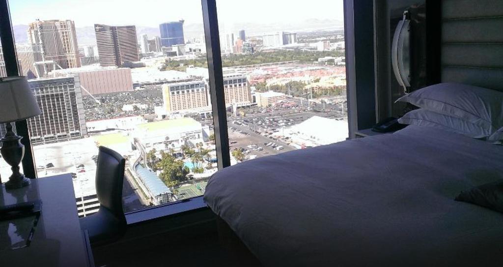 At Elara Vegas Center Strip-no Fees Las Vegas