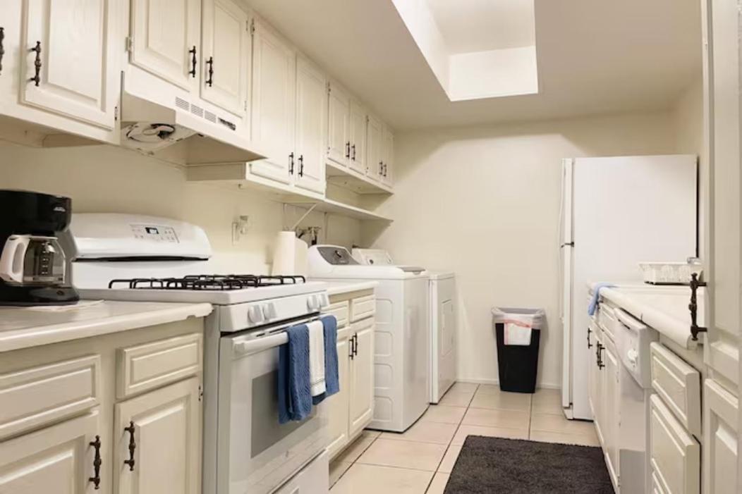 2 Or 3 Bedroom Walk To Mgm Casino And Strip Ferienhaus *
