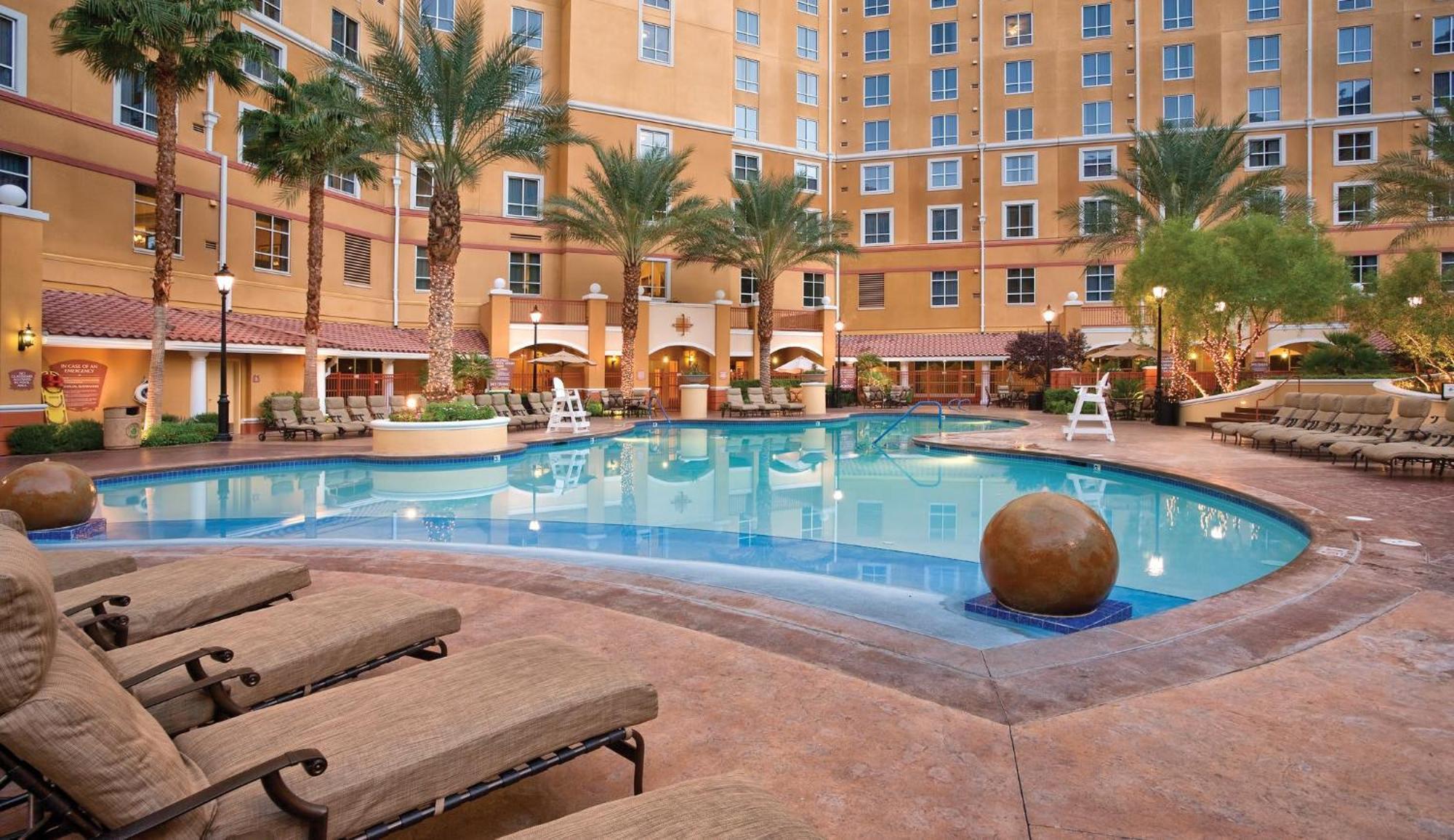 Wyndham Grand Desert 2br With Access *