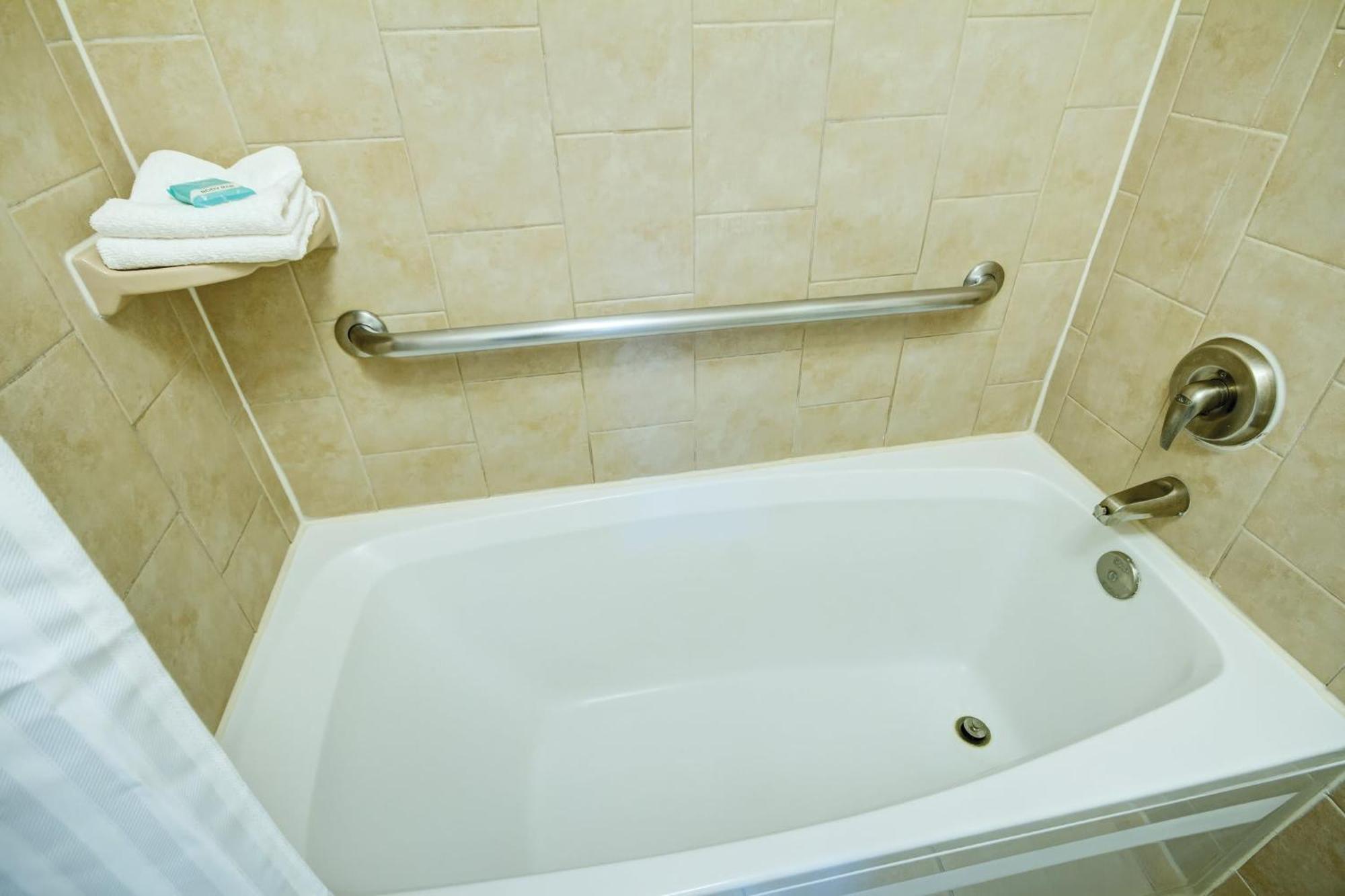Wyndham Desert Rose 1br With Access *