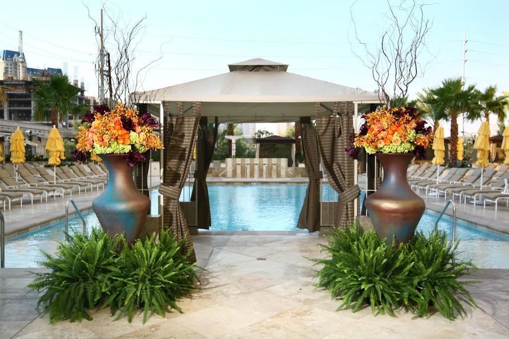 Fallon Luxury At The Signature 4*