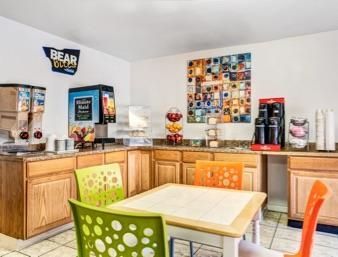 Motel Travelodge By Wyndham Vegas Center Strip 2*