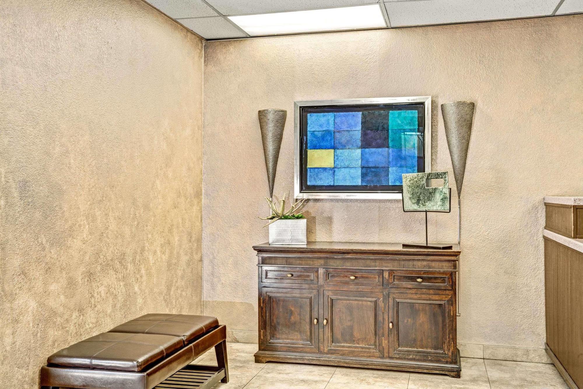 Motel Travelodge By Wyndham Vegas Center Strip 2*