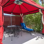 1 Small Secure Studio Apartment