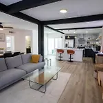 Vegas Vacation Home With Pool 5 Min To The Strip And Fremont Street
