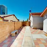 Stylish 2-Bedroom Las Vegas Getaway With Amenities