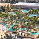 No Resort Fee Strip View Balcony+ Free Valet+ Pool